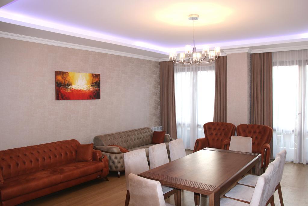Odisea Apart Hotel Batumi Exterior foto