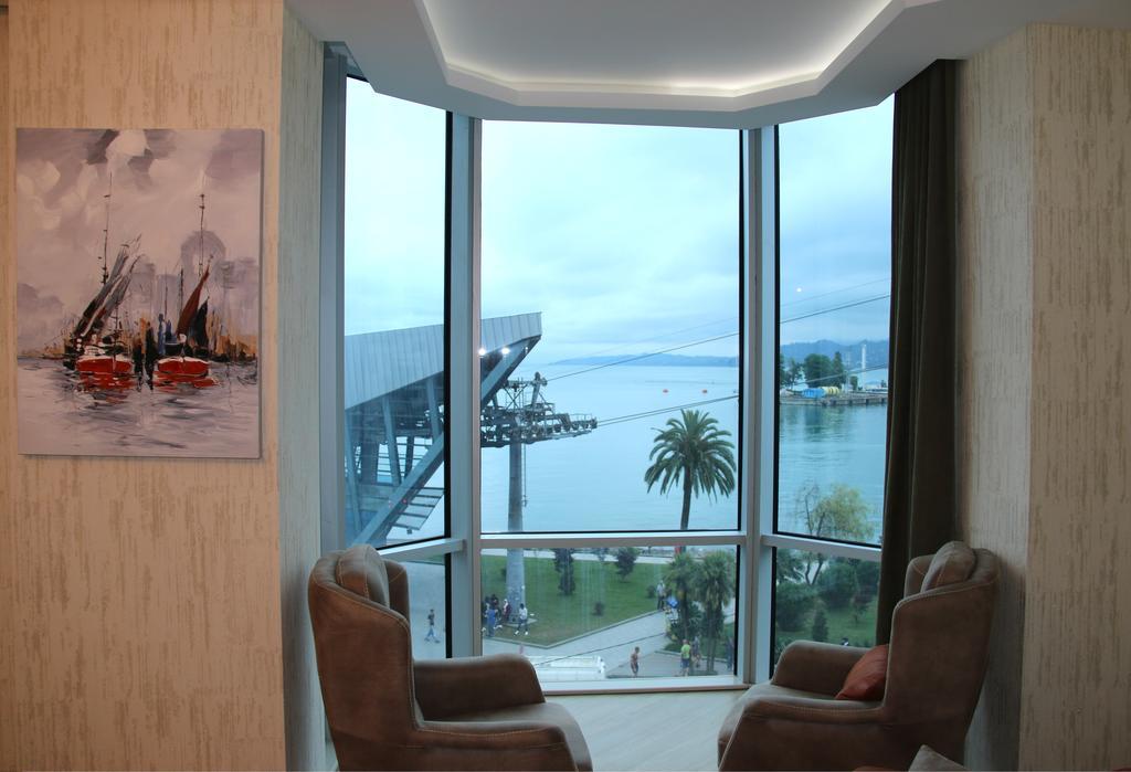Odisea Apart Hotel Batumi Exterior foto