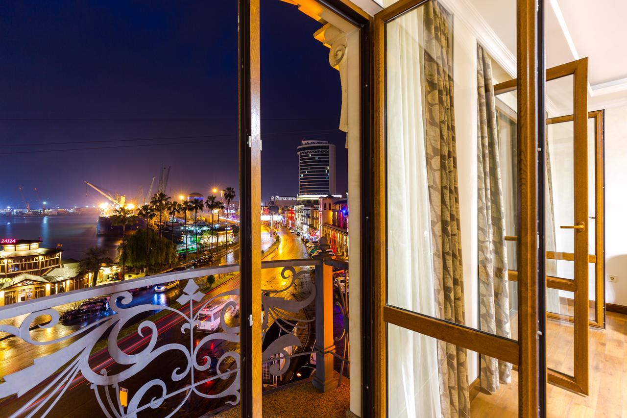 Odisea Apart Hotel Batumi Exterior foto
